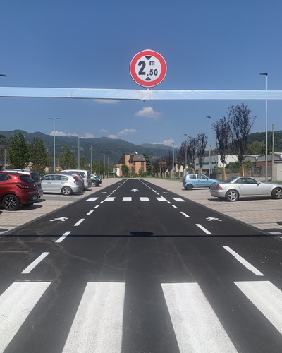 Il parcheggio dell’area interscambio della Stazione di Como Camerlata